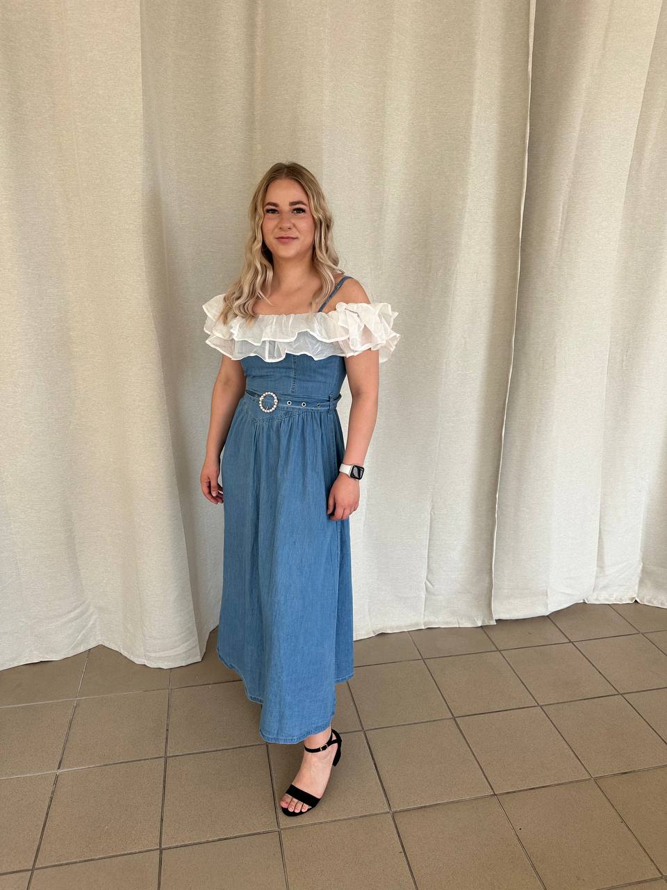 DŽINSA KLEITIŅA