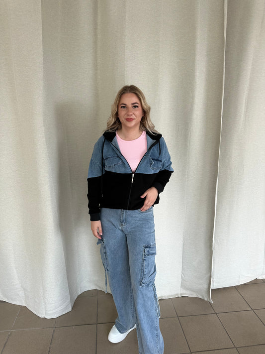 JAKA AR DŽINSA DETAĻĀM