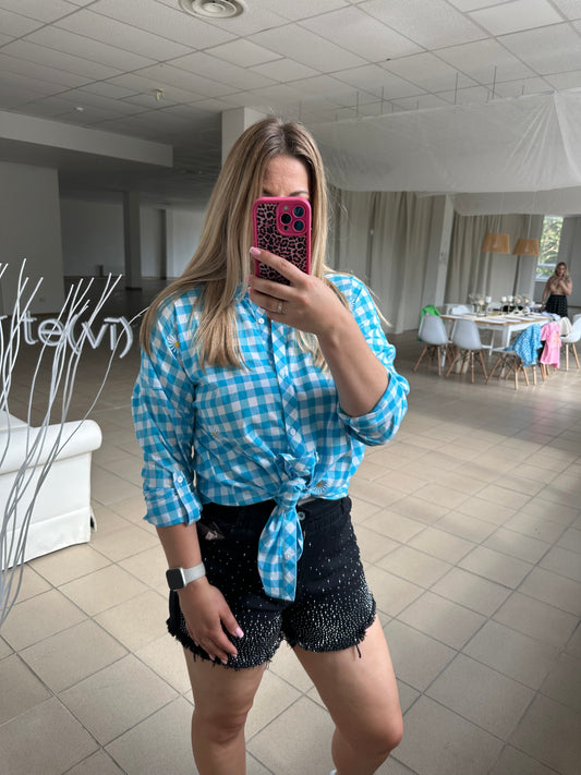 MELNI DŽINSA ŠORTI AR AKMENTIŅIEM